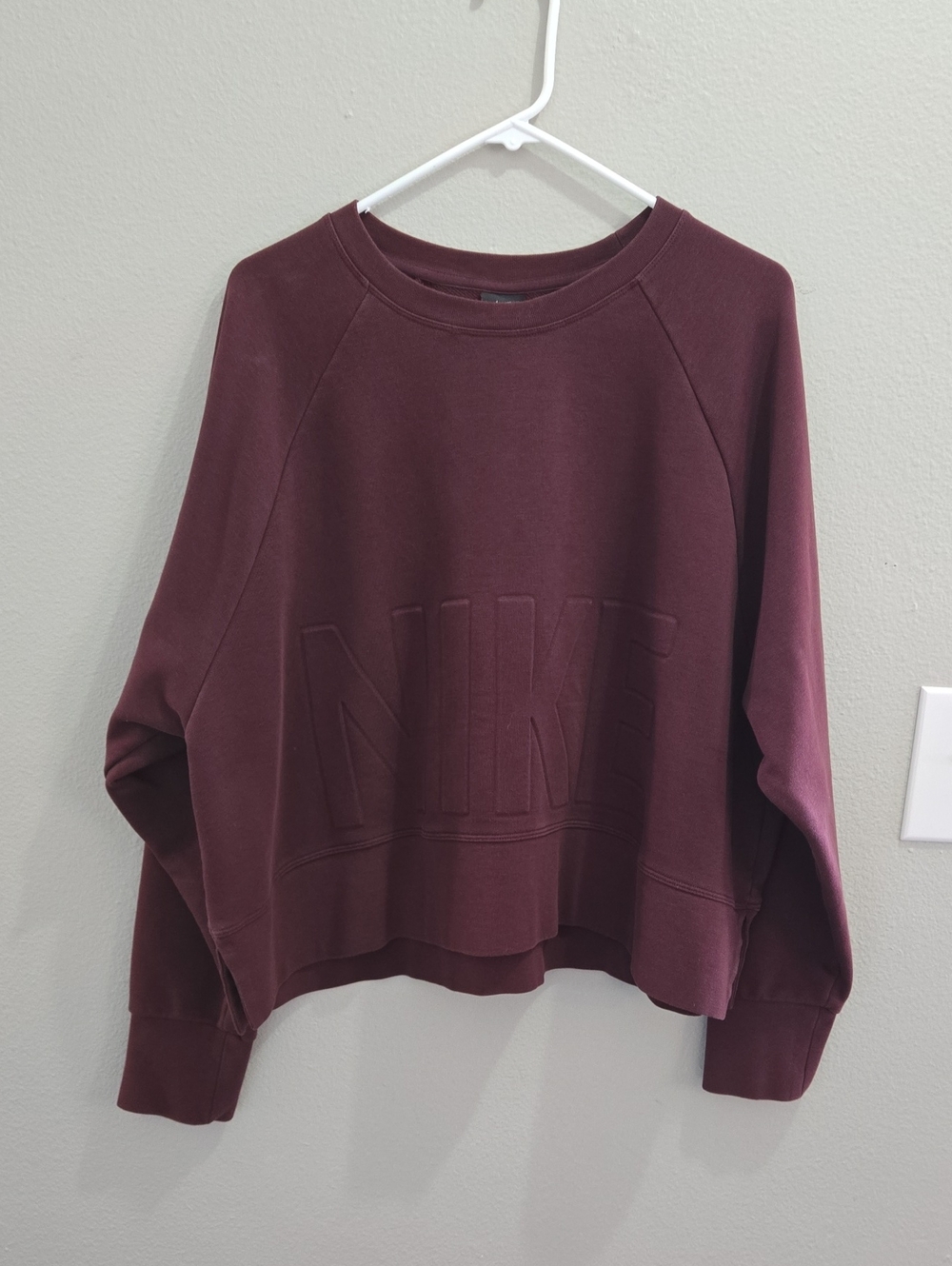 Nike Dri-FIT sweatshirt Burgundy XL Sweatshirt Like New